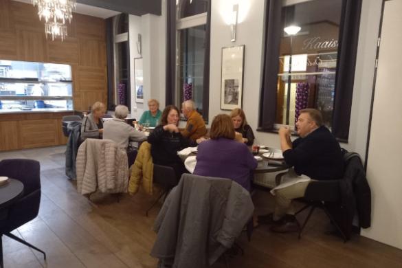 Groepje John Nijssen in restaurant In de Oude Stempel